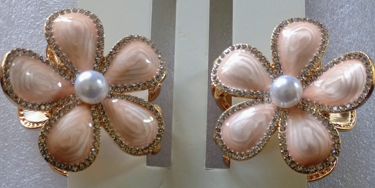 Effortless Chic Hair Claw Clip